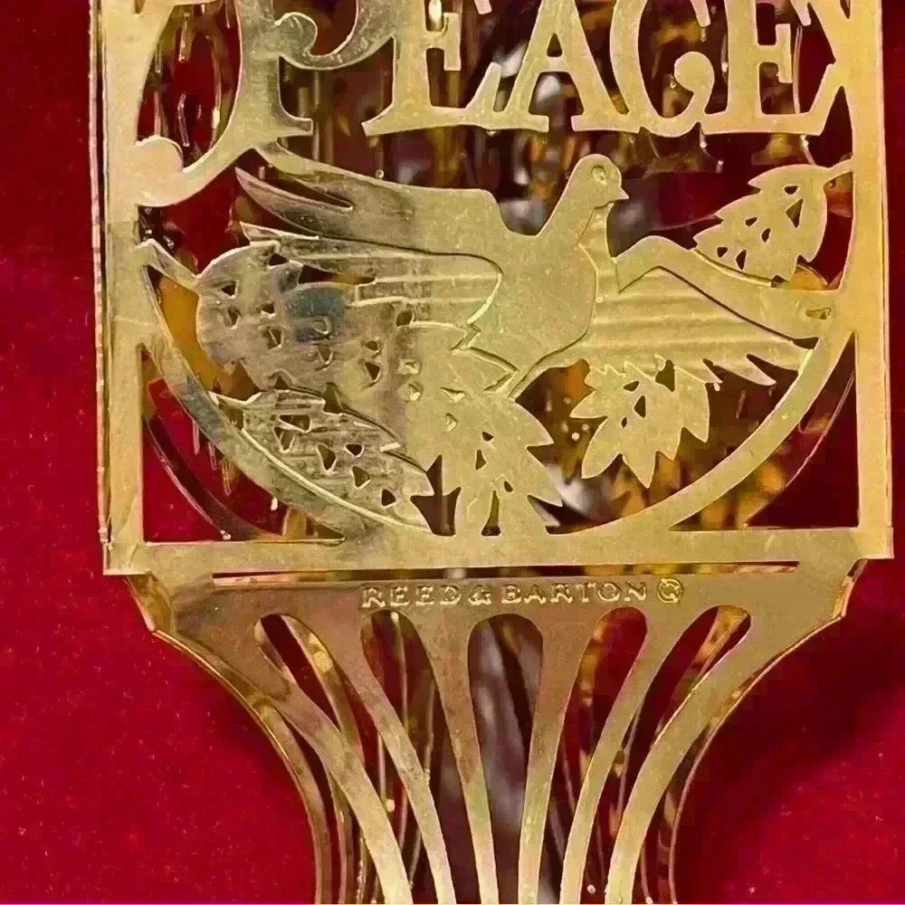 Reed & Barton 20k Gold Plated Ornament- 1977 Christmas Holiday Peace w Dove - Picture 6 of 16